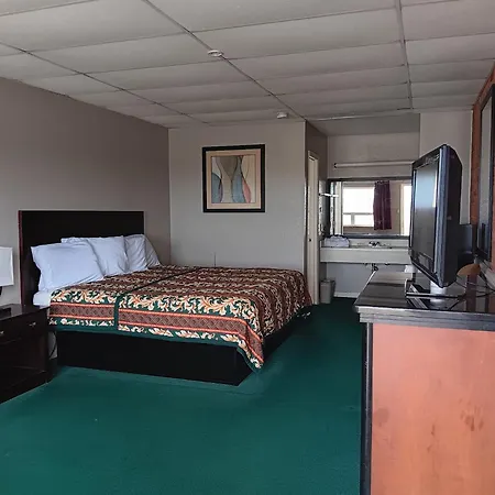 Oyo Sheldon'S Motel And Restaurant Keysville Esterno foto