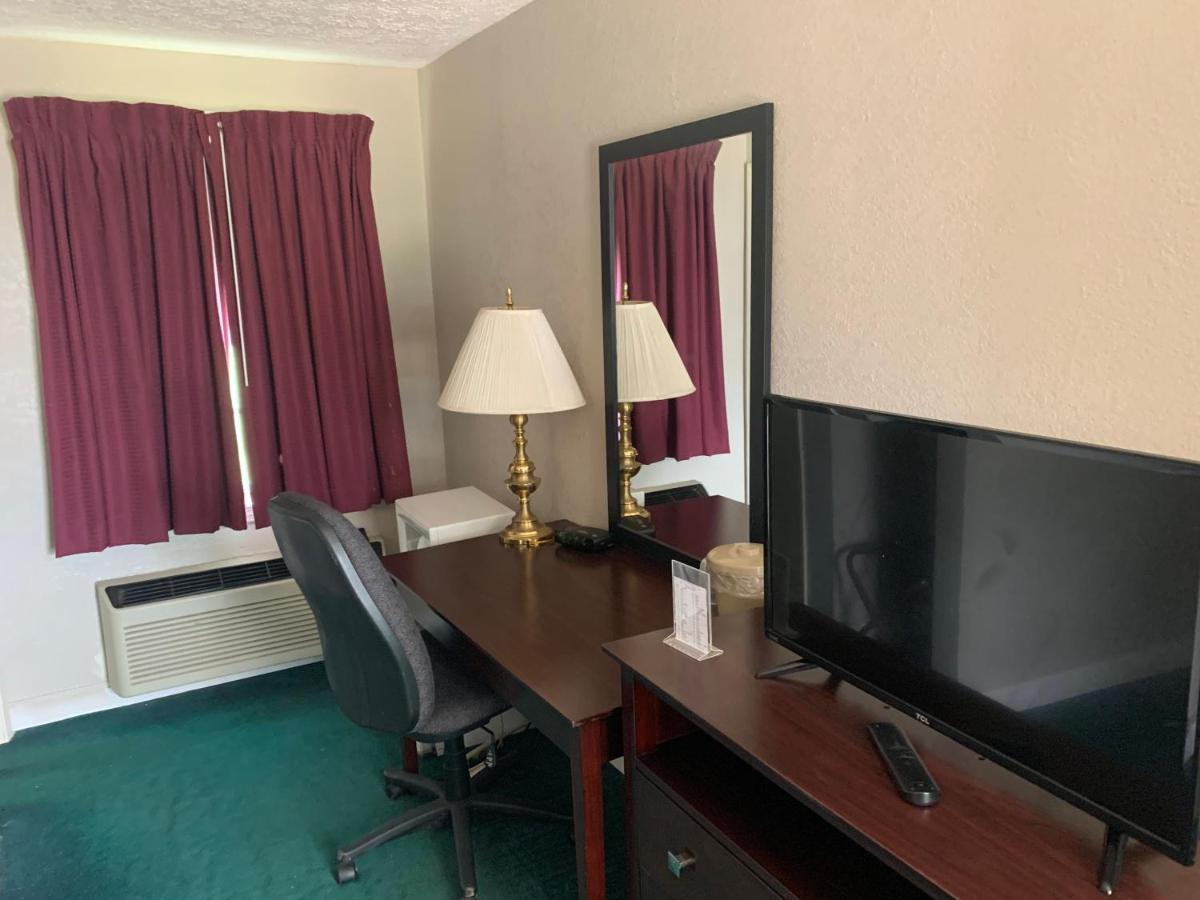 Oyo Sheldon's And Restaurant Motel 3*